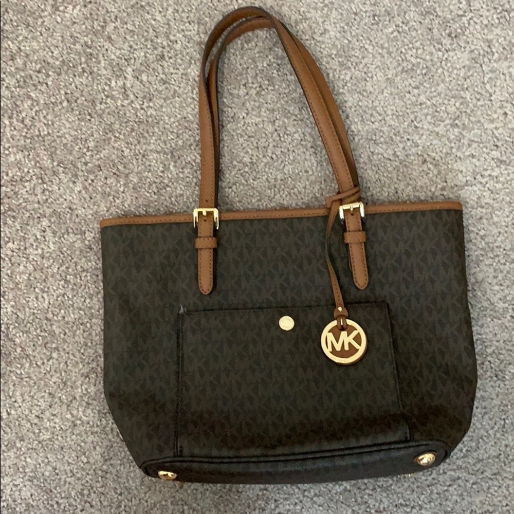 Michael Kors purse